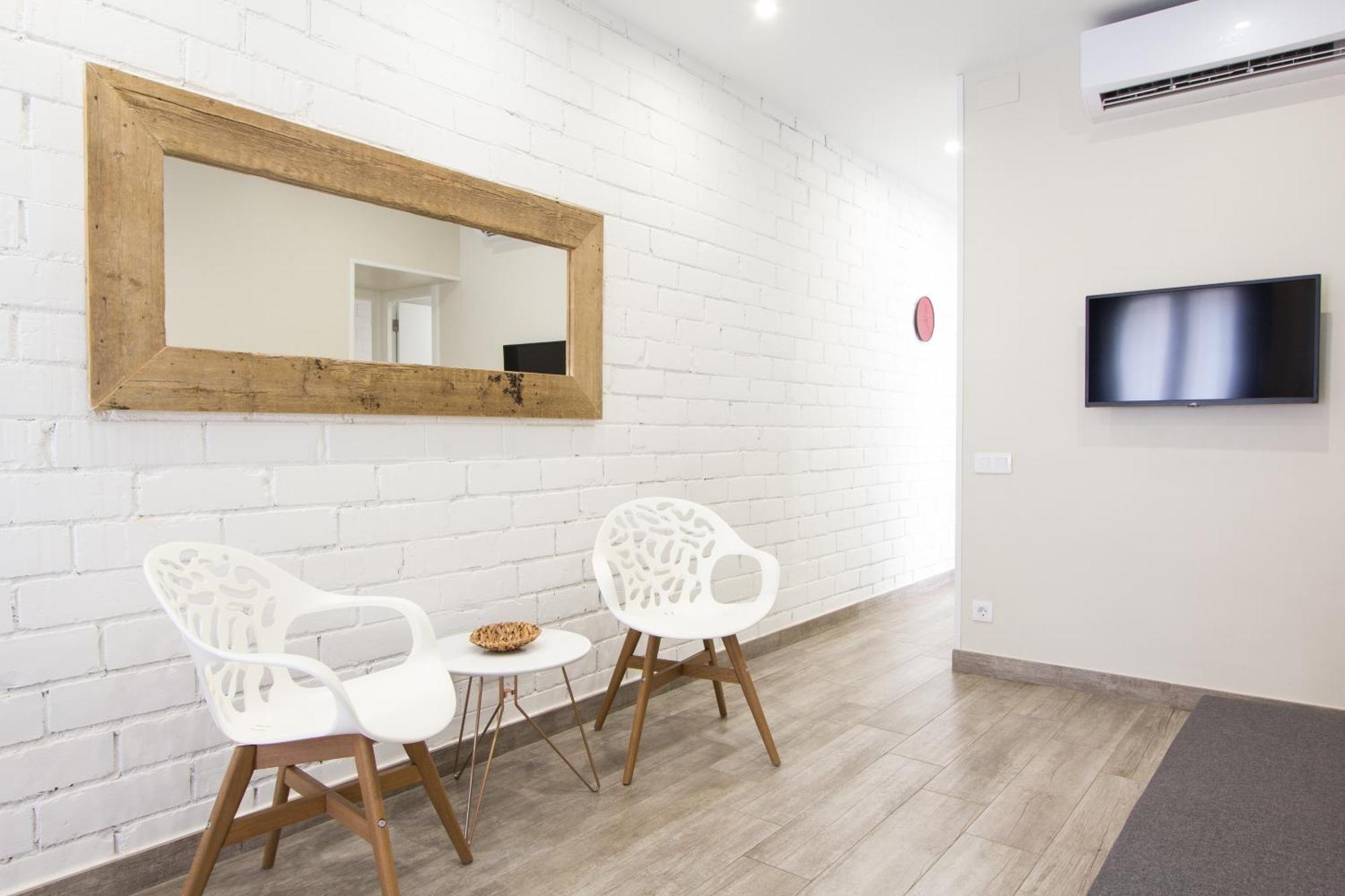 Novus Homes Barcelona Santa Eulalia L'Hospitalet de Llobregat Eksteriør bilde