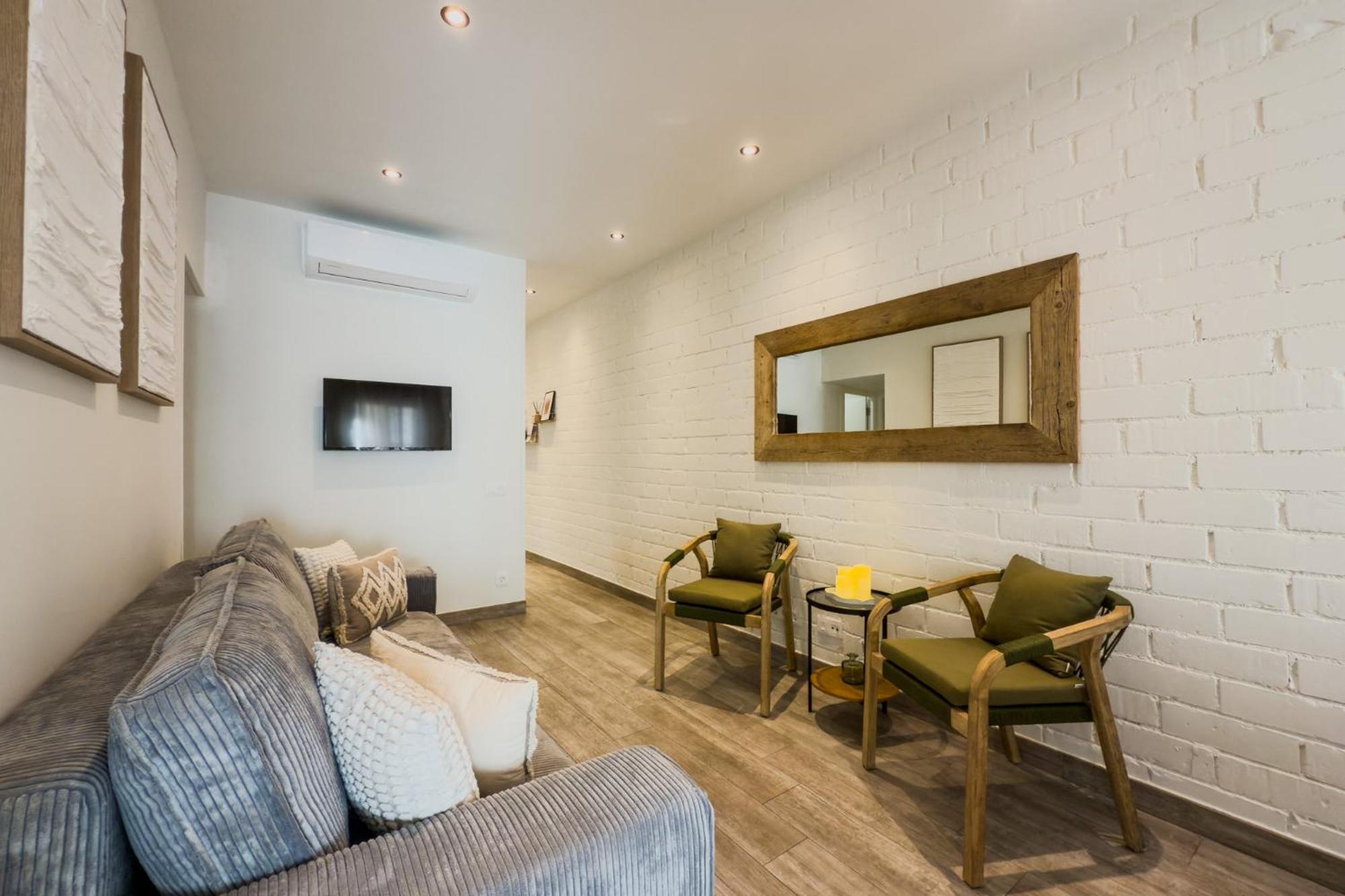 Novus Homes Barcelona Santa Eulalia L'Hospitalet de Llobregat Eksteriør bilde